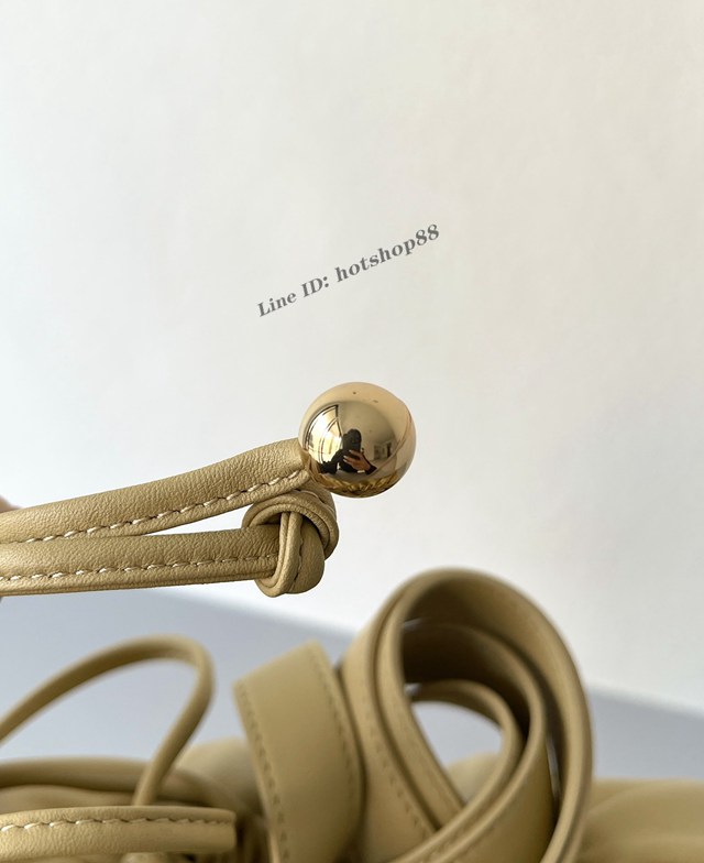 BV專櫃新款手工編織女包 葆蝶家Bottega Veneta抽繩手袋 bbv1135